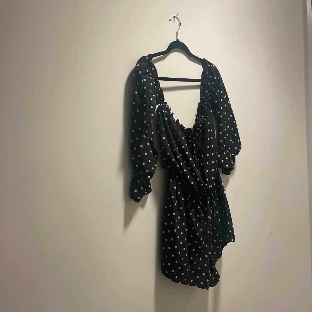 Fashion Nova Flow And Tie Off Shoulder Romper - Black/White Size XS